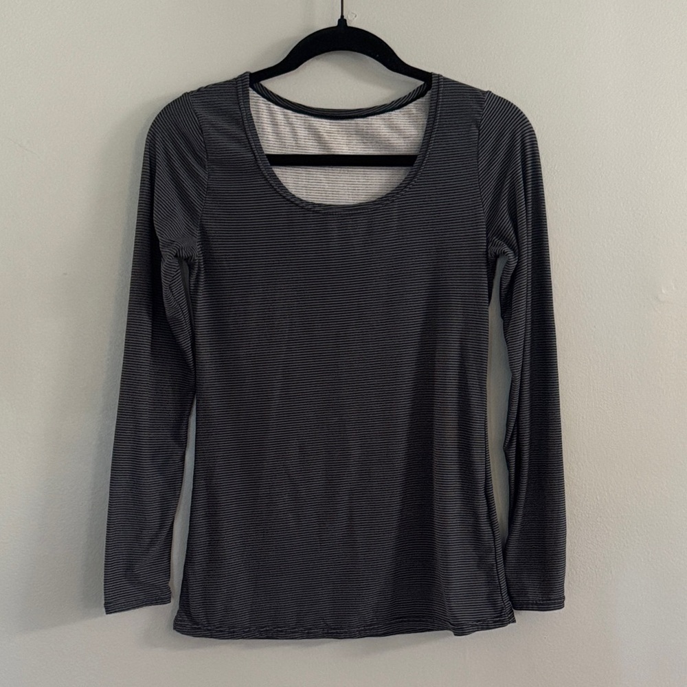 Women's Win Win Black & Grey Long Sleeve Top